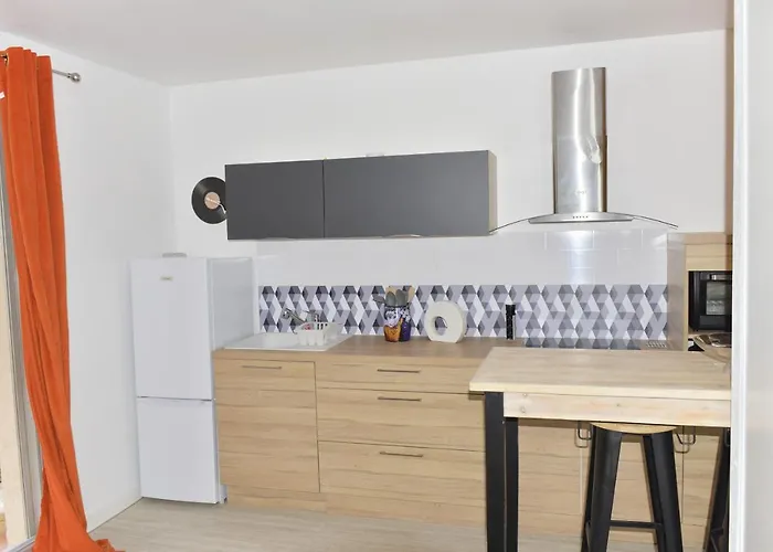 Pop En Roussillon شقة